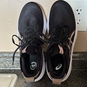 ASICS gel nimbus Women's Black and Pink Athletic Shoes